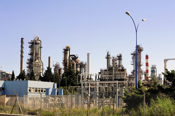 oil refinery - 55705243