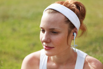 Portrait of a sporty young woman.