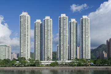 Fototapeta na wymiar Apartamentowiec w Hongkongu