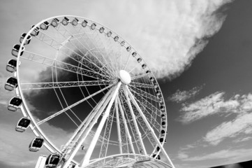 Ferris wheel in black and white - Powered by Adobe