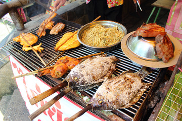 Roasted chicken, Roasted pork, Grilled fish