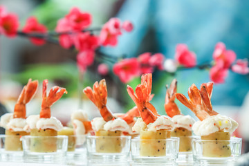 Shrimp spring roll for cocktail party
