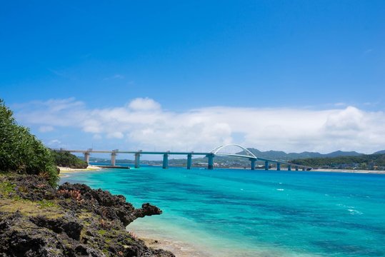 「瀬底大橋」の写真素材 131件の無料イラスト画像 Adobe Stock