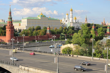 Obraz premium Big Stone Bridge, Grand Kremlin Palace, Towers of Kremlin