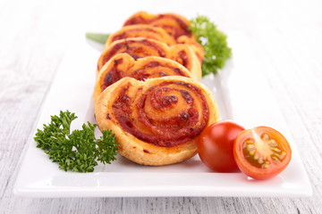 tomato cheese pinwheel