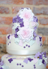 Wedding cake flowers