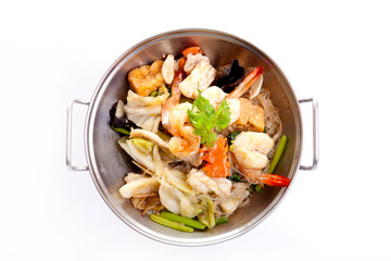 fried seafood Sukiyaki on pot