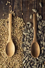 Deurstickers Wood spoons and grains © Bits and Splits