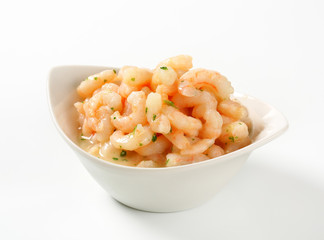 Shrimps with lemon butter sauce