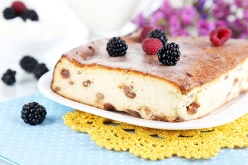 Cheese casserole with raisins