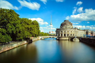 Obraz premium Museum island on Spree river and the TV tower, Berlin