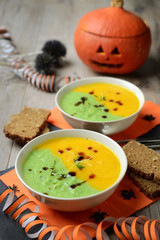 Kürbis-und Brokkolicremesuppe