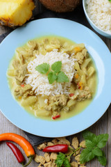 Thai-Curry mit Sojaschnetzeln