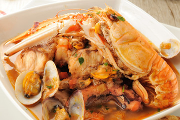 Zuppa di pesce