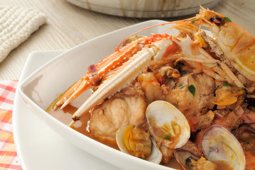 Zuppa di pesce
