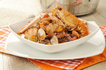 Zuppa di pesce