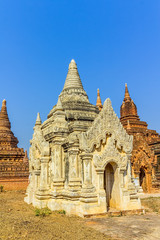 Obraz premium White Temple in Bagan