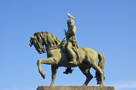 Reiterstandbild von General Prim in Barcelona