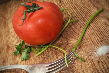 tomatoes with salt