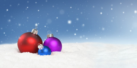 Fototapeta na wymiar Weihnachtliches vor blauem Winterhimmel
