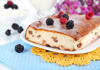 Cheese casserole with raisins