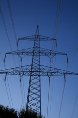 Energieversorgung - Hochspannungsleitung (2)