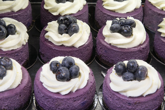 Blueberry Mousse Cake with Fruits