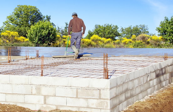 Nivellement de b&eacute;ton sur plancher