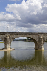 saumur bridge