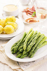 green asparagus