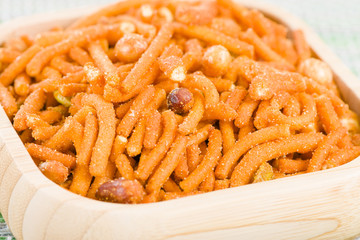 Bombay Mix - Spicy mixture with chickpea noodles and lentils