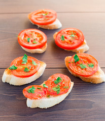 Delicious tomato bruschetta with herbs