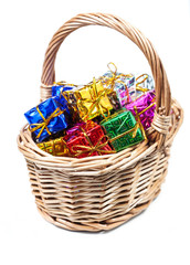 Fototapeta na wymiar Basket with small gifts