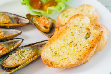 Garlic bread