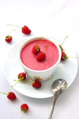 Raspberry dessert with cream cheese