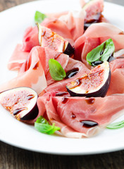 Prosciutto mit Feigen