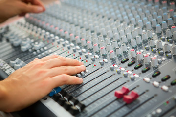 Sound mixer