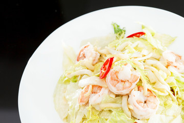 salad with shrimps
