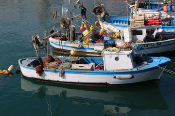Fototapeta na wymiar Barche da pesca