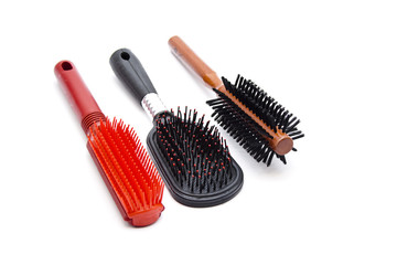 Verschiedene Haarbürsten