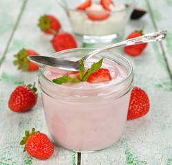 strawberry yogurt