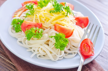 pasta with cheese and tomato