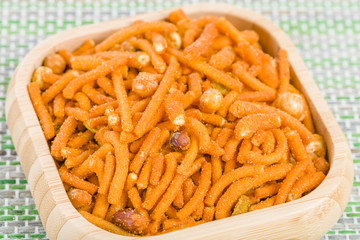 Bombay Mix - Spicy mixture with chickpea noodles and lentils