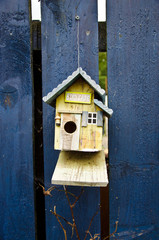 Wooden birdhouse called "Bird Cafè"