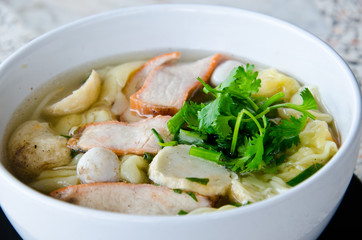 Wanton soup of Cantonese soup taste sweet.