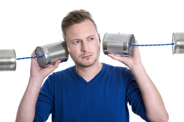 Mann; Stress, Reizüberflutung, Burnout, Erschöpfung, Depression