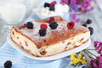 Cheese casserole with raisins