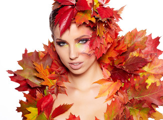 Obraz na płótnie Canvas Autumn woman portrait