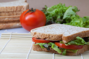 sandwich with tomato and vegetables