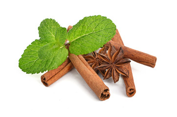 Sticks of cinnamon with mint and anise